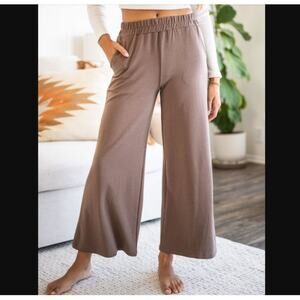 Sozy McKenna Brown Effortless and Chic Flowy Wide Leg Terry Pants Size M